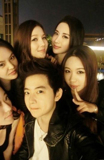 深圳16歲頂級(jí)富二代的奢華生活[組圖]