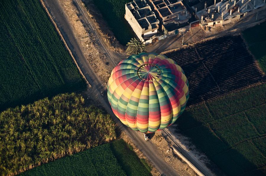 埃及熱氣球爆炸19人身亡含9名中國香港游客