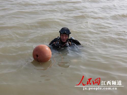 中國“魔鬼三角”鄱陽湖老爺廟船只失蹤之謎或?qū)⒔议_