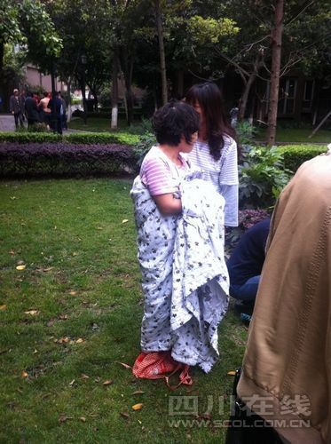 四川雅安蘆山縣發生7.0級地震[組圖]