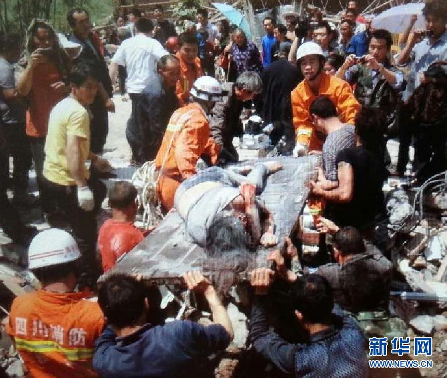 直擊：母愛如山