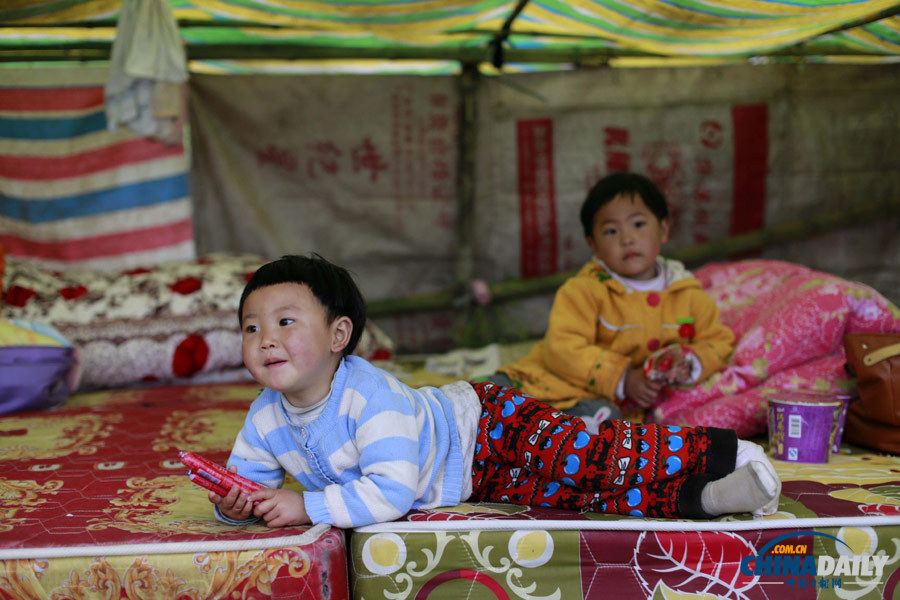 中國日報記者直擊地震重災區龍門鄉青龍場村