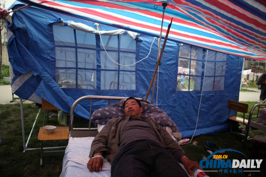 中國日報記者挺近“孤島”寶興縣靈關鎮