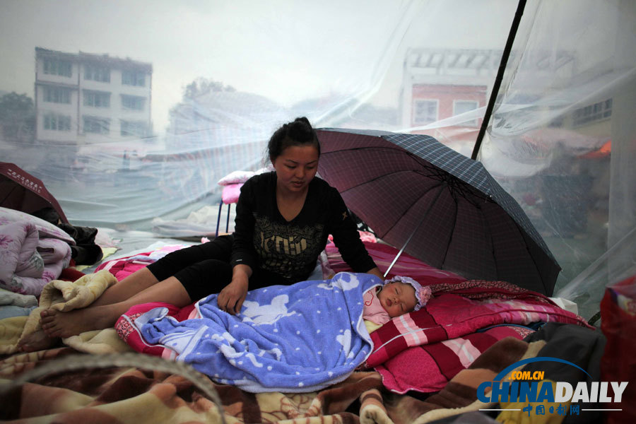 中國日報記者挺近“孤島”寶興縣靈關鎮