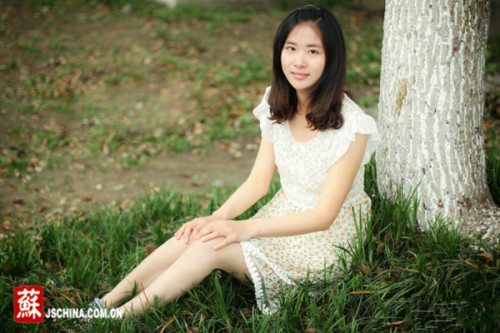 江蘇大學“文法十二釵”走紅 高門檻選院花(圖)