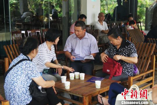 廣西北海驚現“最牛房產證” 44人共一房（組圖）