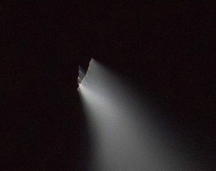 我國(guó)多地出現(xiàn)UFO 網(wǎng)友分析疑是反導(dǎo)試驗(yàn)（圖）