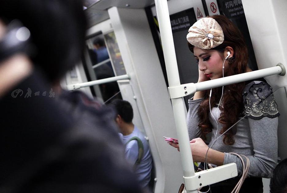 90后學生嫩模的放肆青春