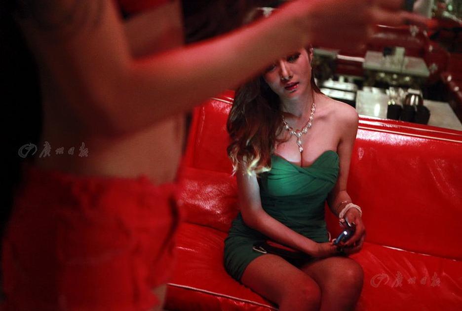 90后學生嫩模的放肆青春