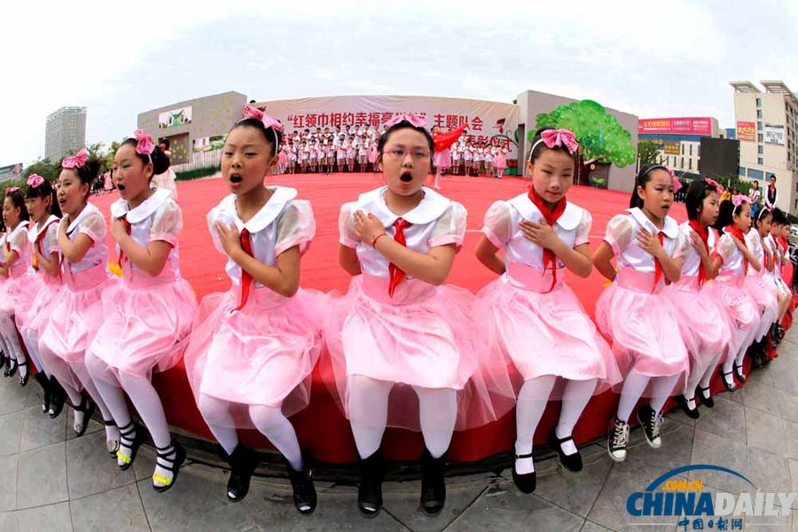 多彩童年：中國(guó)日?qǐng)?bào)聚焦“六一”兒童節(jié)