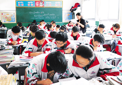 2013高考招生探班：盤點人氣高學 熱門專業