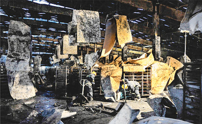 120條生命引發追問:車間火災,傷亡何以慘重?