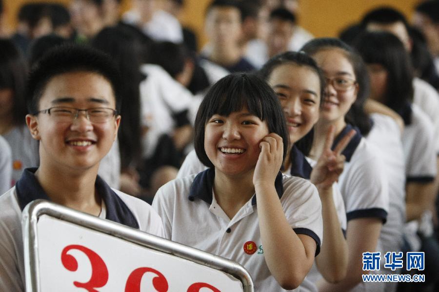 高考，我們來了！全國各地考生迎高考