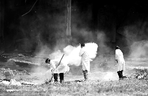 吉林火災仍有17人失聯 車間鎖門為防老上廁所