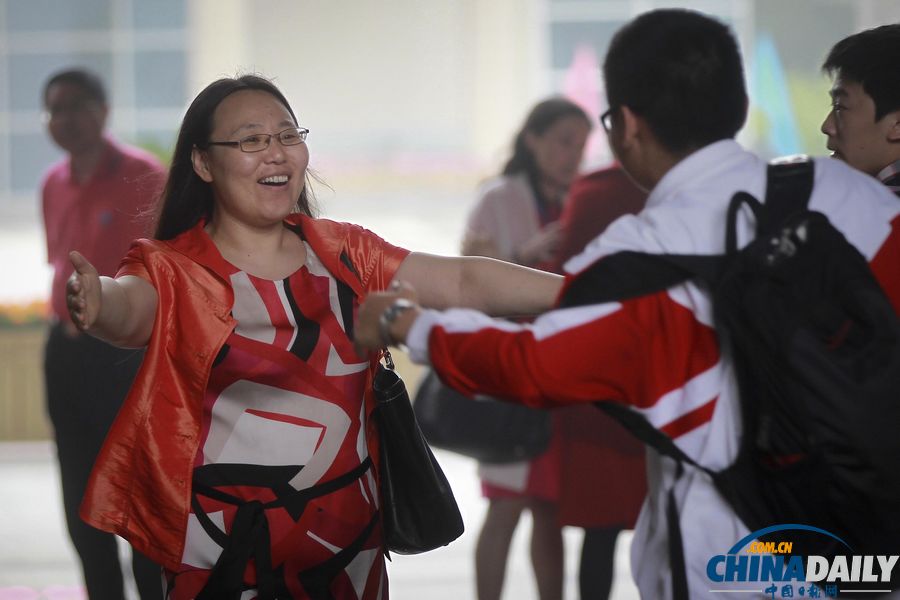 特刊：中國日報聚焦全國高考第一日
