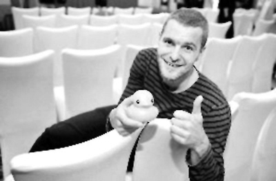 “大黃鴨”之父：我也沒想到會(huì)這么火