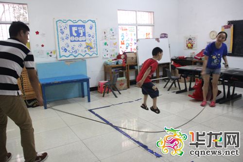 大學生為智障兒童開夢想課堂 5年義務服務超萬小時