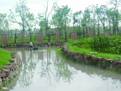 拒拆遷小樓被別墅