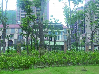 拒拆遷小樓被別墅