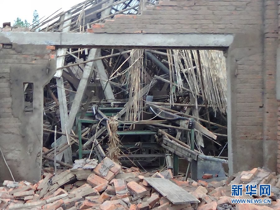 高清：江蘇省高郵市遭遇龍卷風襲擊