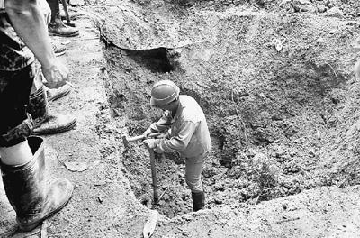 深圳今年連發(fā)9起地陷致6死 如何逃離