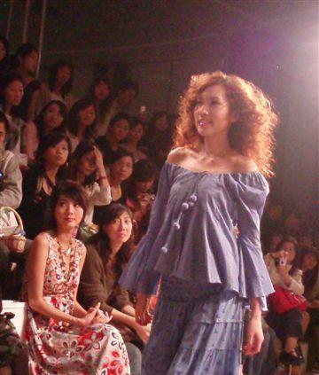 林志穎首曝婚紗照曬婚戒妻子陳若儀未出鏡