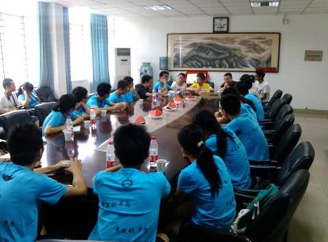 武大開展“啟航中國夢幸福宜昌行”暑期實(shí)踐