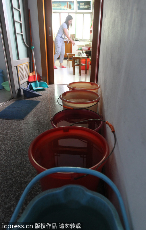 浙江瑞安驚現5層“片片樓” 斷水斷電已半年