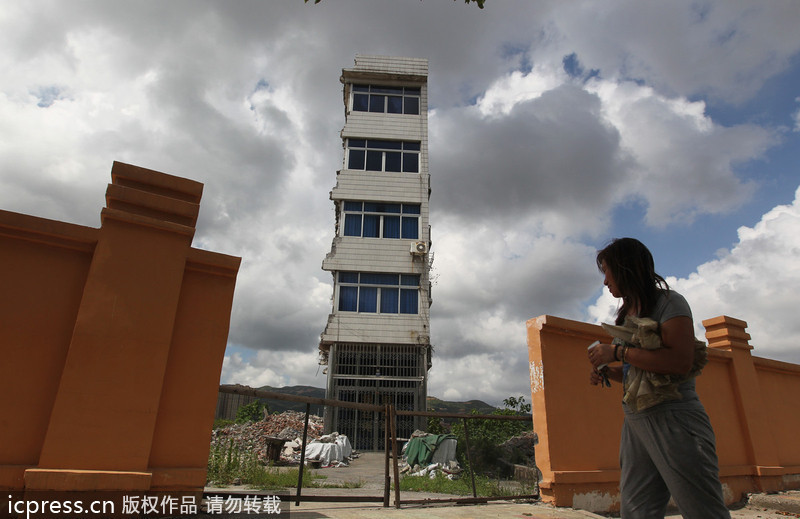 浙江瑞安驚現5層“片片樓” 斷水斷電已半年