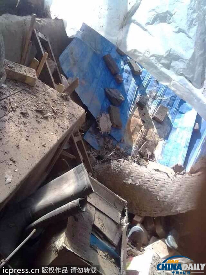 高清組圖：岷縣地震余震不斷致房屋倒塌嚴(yán)重