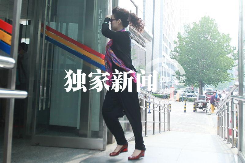 李某案舉行庭前會(huì)議夢(mèng)鴿現(xiàn)身 被告本人將出席