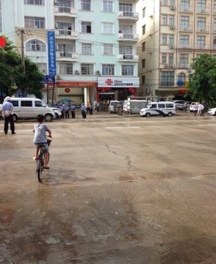 廣西東興一男子計生局持刀行兇 官方回應確有此事