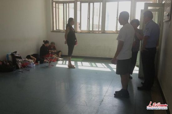 北京遭當街重摔女童已死亡 疑犯審訊中不配合