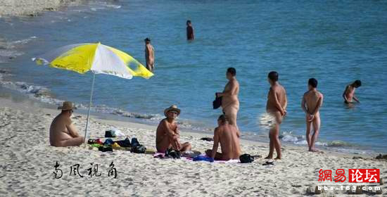 三亞現(xiàn)全裸天體海灘 堪比海天盛宴