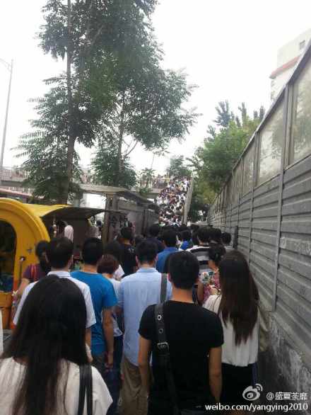 北京地鐵十號線今晨又現故障 乘客滯留站臺