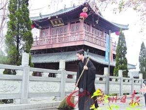 寺廟開禪修班收費高至上千元 房間配電腦空調(圖)