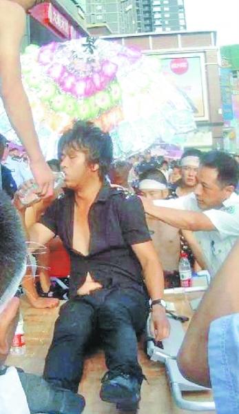 武漢“詐尸”小販復活照曝光 專家建議從重處罰(圖)