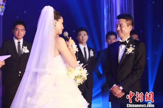 “槿汐姑姑”孫茜大婚 《甄嬛傳》劇組重聚