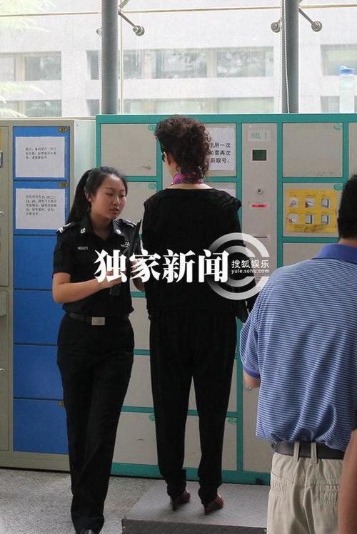 李某某律師報警：頻接騷擾電話 遭死亡威脅