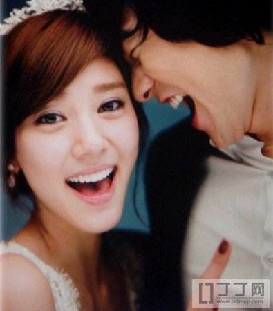 《我們結(jié)婚了》婚紗照盤點(diǎn) 維尼鬼澤最養(yǎng)眼