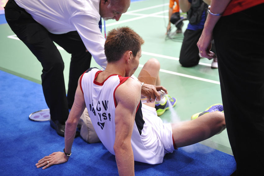 高清：羽毛球世錦賽林丹奪冠 激情擁吻妻子謝杏芳