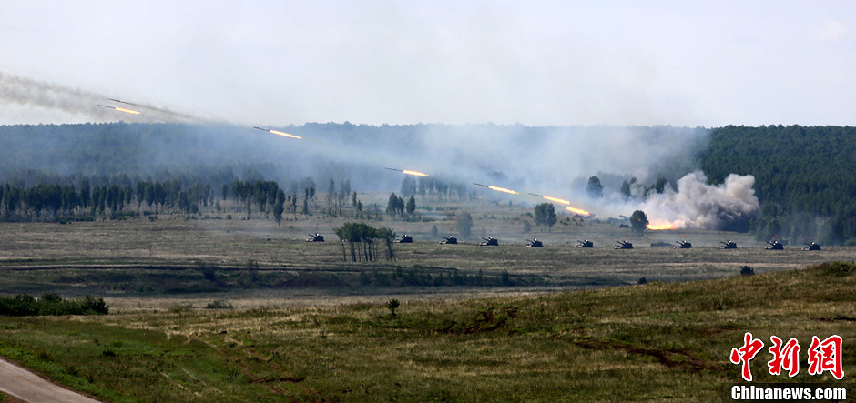 “和平使命—2013”中俄聯演舉行實兵協同訓練