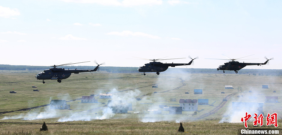 “和平使命—2013”中俄聯(lián)演舉行實兵協(xié)同訓(xùn)練