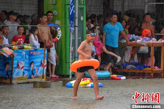 廣西北海遭強降雨突襲