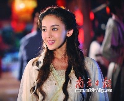 楊冪劉亦菲劉詩詩唐嫣新代女星身價排名（圖）