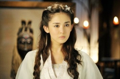 楊冪劉亦菲劉詩(shī)詩(shī)唐嫣新代女星身價(jià)排名（圖）