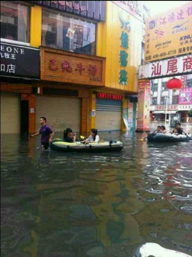 高清：航拍廣東洪水重災區龍窩鎮