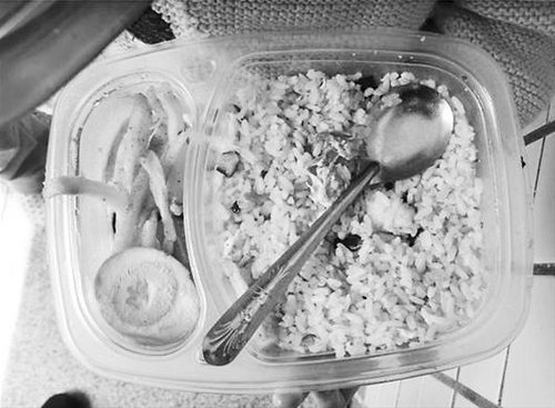 營養午餐成蛋炒飯 漢口一小學被曝吃40萬回扣