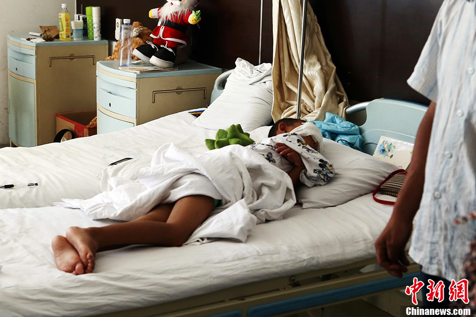 山西被挖雙眼男童引海內外愛心人士關注