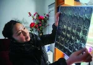 小伙吃豬肉腦進寄生蟲 變態(tài)惡心令人作嘔【組圖】